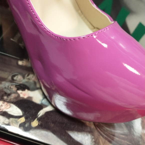 Purple platform Mary Jane heels - Picture 4 of 5